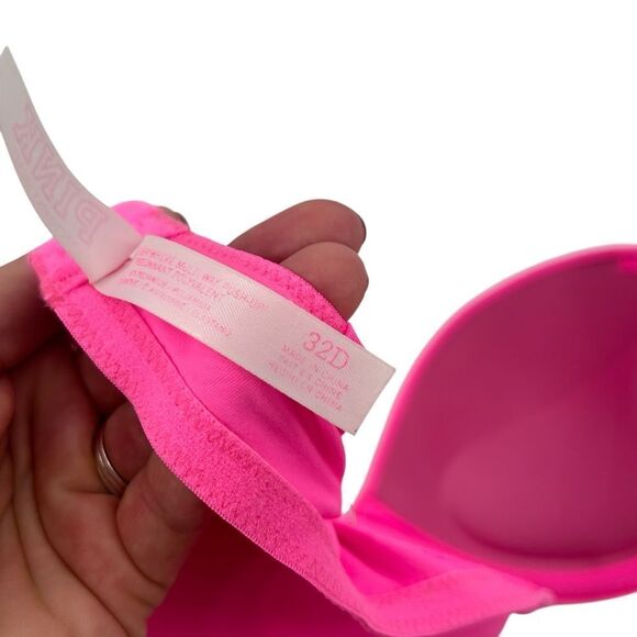 Victoria’s Secret Pink multiway, push-up, strapless Hot Pink Bra size 32D - Picture 3 of 4